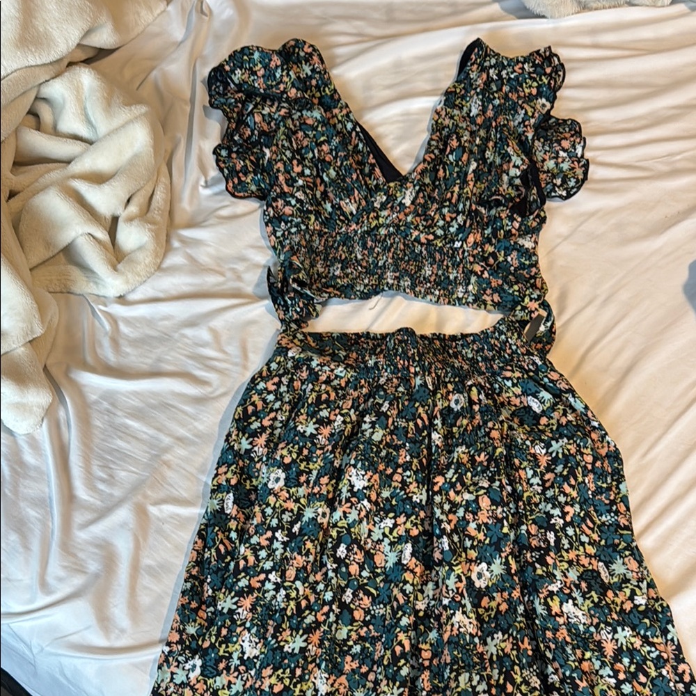 Floral Ruffle Sleeve top and skirt